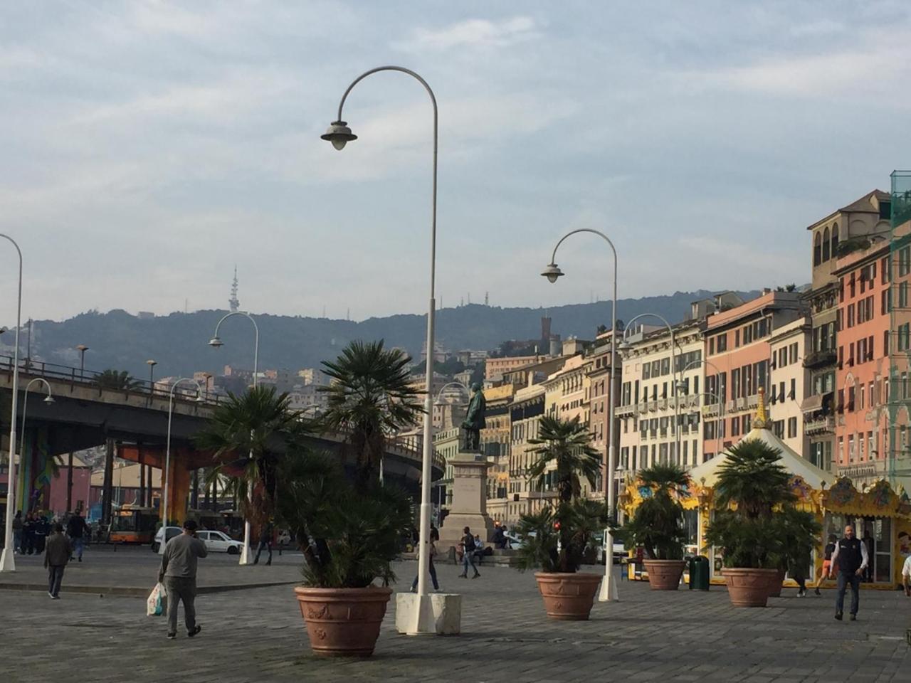 Appartamento Al Ponte Reale Genoa Bagian luar foto